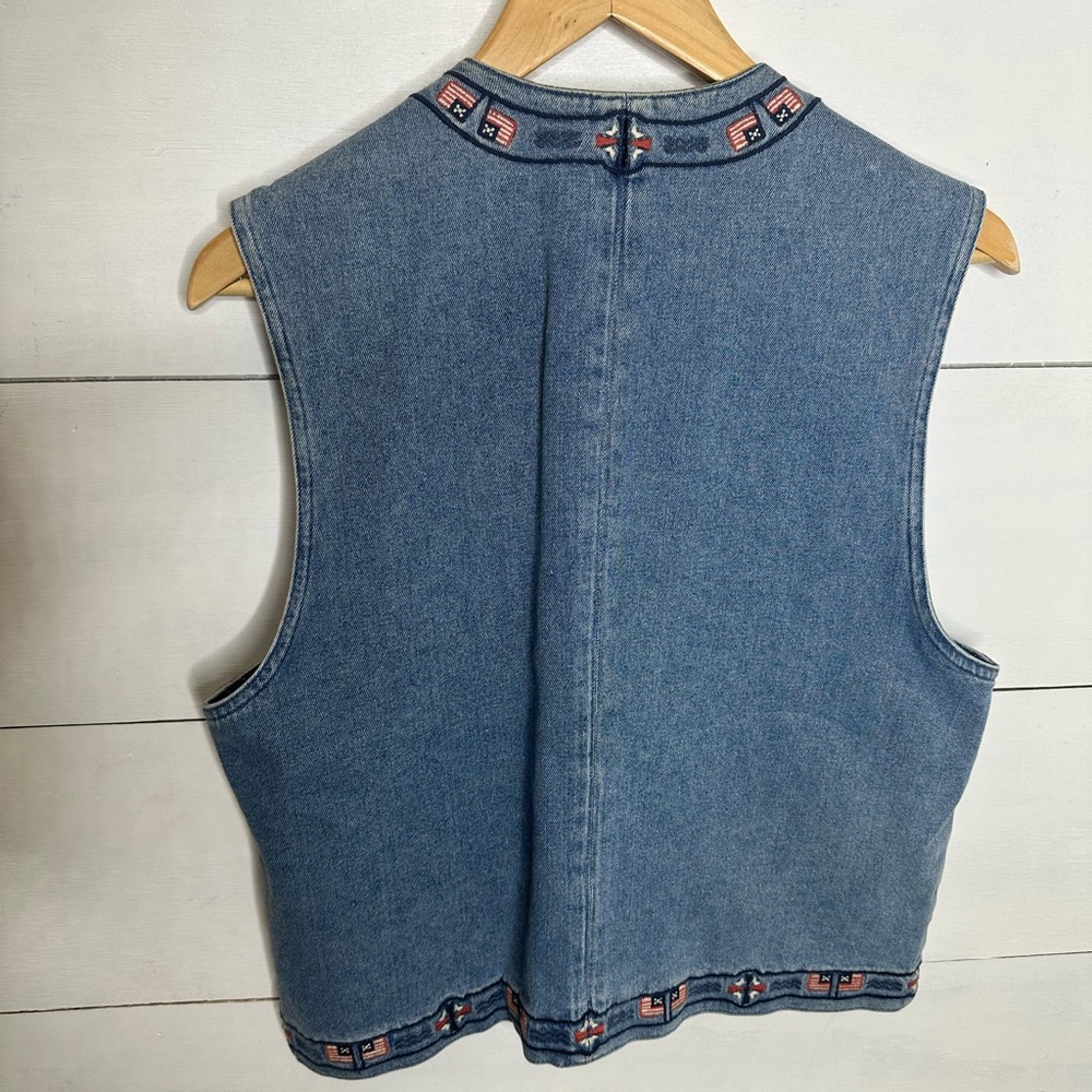**SOLD**Vintage Americana Western Denim Vest | Embroidered Horses, Eagle & Flags - Picture 5 of 8